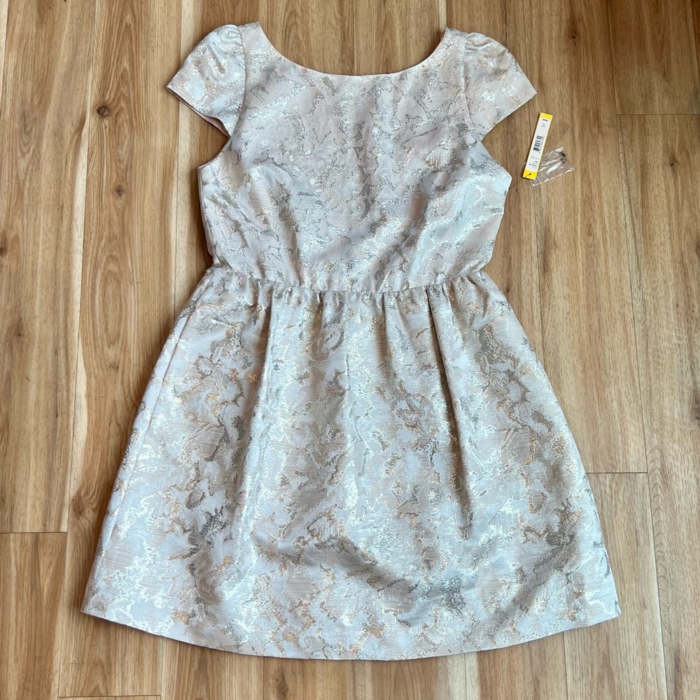 Alice & Olivia
